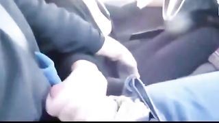 Female Uber Driver Gives Her Passenger A Handjob