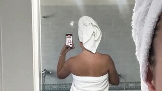 Naughty Wife Drop Her Towel To Show Her Slimwaist and Big Ass